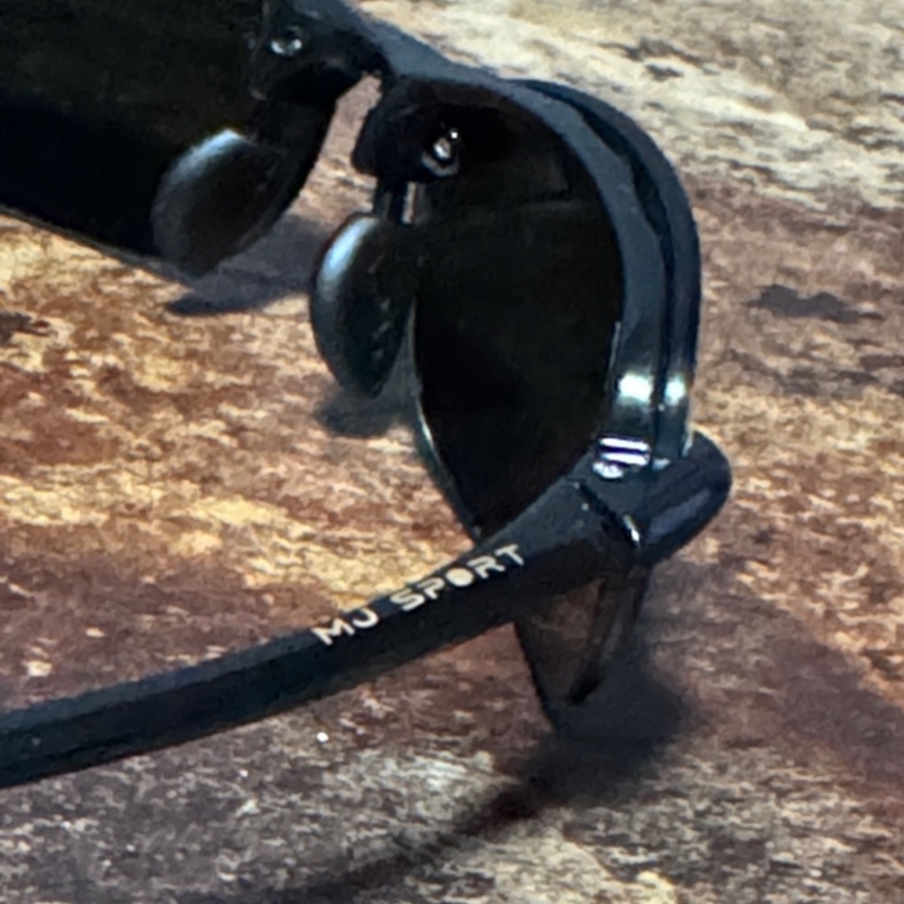 Used Maui Jim Hanalei - Picture 10 of 15